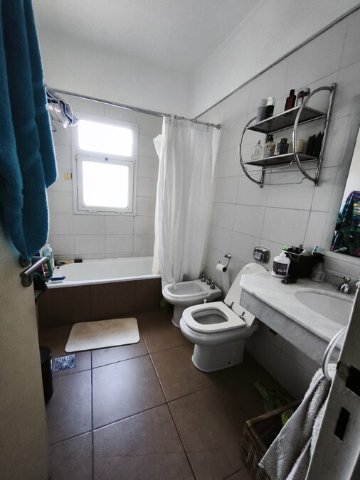 4 dormitorios, Impecable , Centro de Parana C/, Tcuman y Laprida