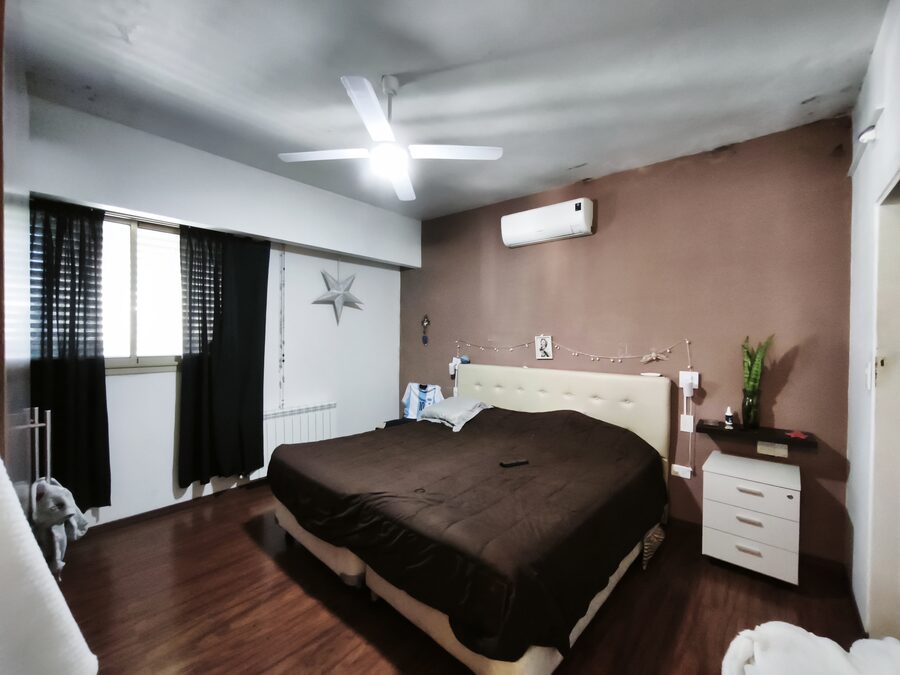 4 dormitorios, Impecable , Centro de Parana C/, Tcuman y Laprida