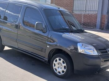 VENDO PEUGEOT PARTNER PATAGONICA 2015