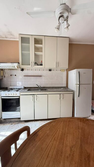 📍 AV. DON BOSCO - CASA A REFACCIONAR 3 DORM + DPTO Y TALLER AL FONDO 🏠🛠️