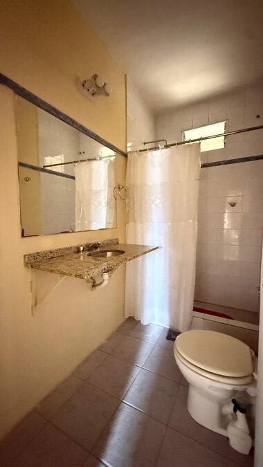 📍 AV. DON BOSCO - CASA A REFACCIONAR 3 DORM + DPTO Y TALLER AL FONDO 🏠🛠️