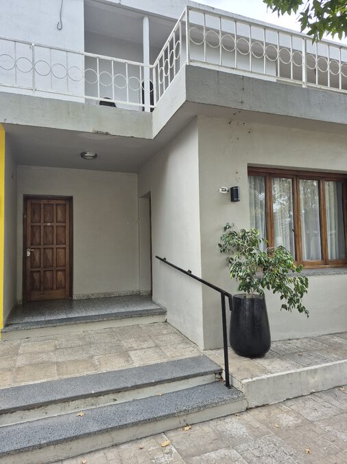 Vendo importante inmueble en HASENKAMP