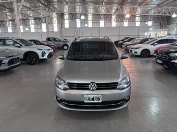 VOLKSWAGEN SURAN 1.6 HIGHLINE - AÑO 2014 - 124.288KM