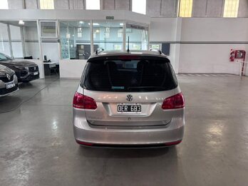VOLKSWAGEN SURAN 1.6 HIGHLINE - AÑO 2014 - 124.288KM