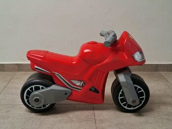 VENDO MOTO/CAMINADOR VEGUI