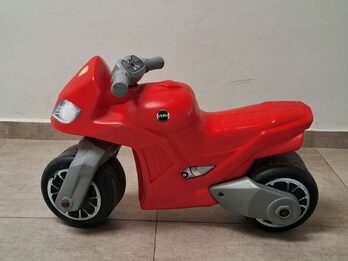 VENDO MOTO/CAMINADOR VEGUI