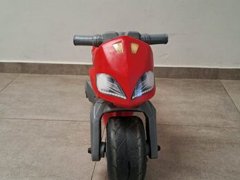 VENDO MOTO/CAMINADOR VEGUI