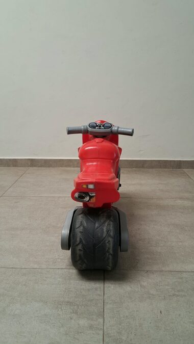 VENDO MOTO/CAMINADOR VEGUI