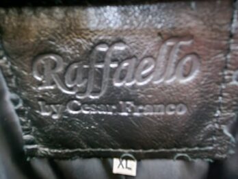 HERMOSO SACO MARCA RAFFAELLO CON DETALLES EN CUERO