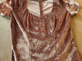 REMERA  DE CHIFON ATERCIOPELADO TALLE 3