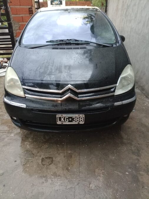 Citroen Picasso sxara 2012 permuto x más chico