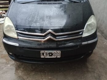 Citroen Picasso sxara 2012 permuto x más chico
