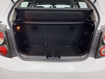 CHEVROLET SONIC LT 5P - 2014 - 115.000 KMS