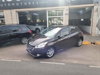 Oportunidad imbatible Peugeot 208 Allure 1.5 Touch / 2013