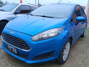 Ford Fiesta Kinetik 1.6 año 2015