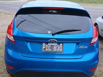 Ford Fiesta Kinetik 1.6 año 2015
