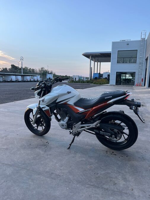Honda cb twister 250 año 2019