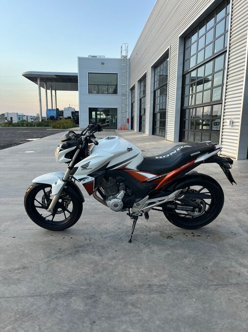 Honda cb twister 250 año 2019