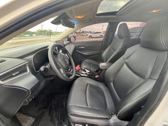 OPORTUNIDAD COROLLA 2023. SEG 2.0 KM 27000