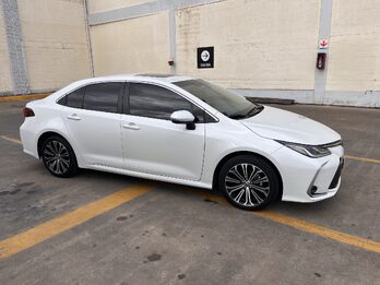 OPORTUNIDAD COROLLA 2023. SEG 2.0 KM 27000