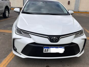OPORTUNIDAD COROLLA 2023. SEG 2.0 KM 27000