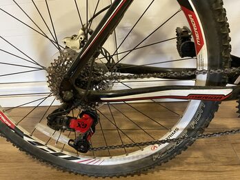Bicicleta MEDIDA MATTS 1200 TSF - Rodado 26 -Talla 18. Equipamiento de 1°.