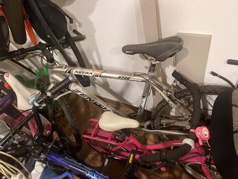 Bicicleta MEDIDA MATTS 1200 TSF - Rodado 26 -Talla 18. Equipamiento de 1°.