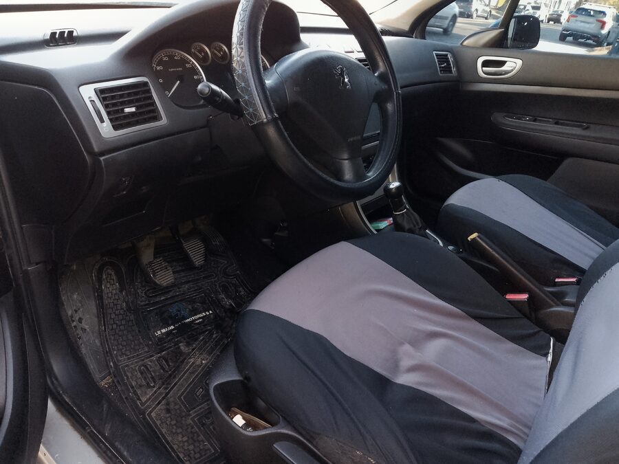 Peugeot 307. Xs 1.6 modelo 2006