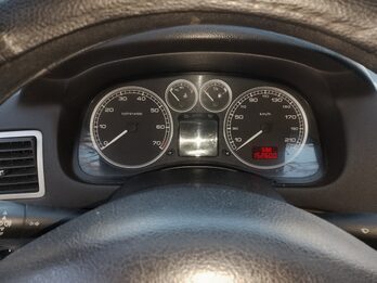 Peugeot 307. Xs 1.6 modelo 2006
