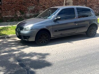 Vendo clio 3 ptas