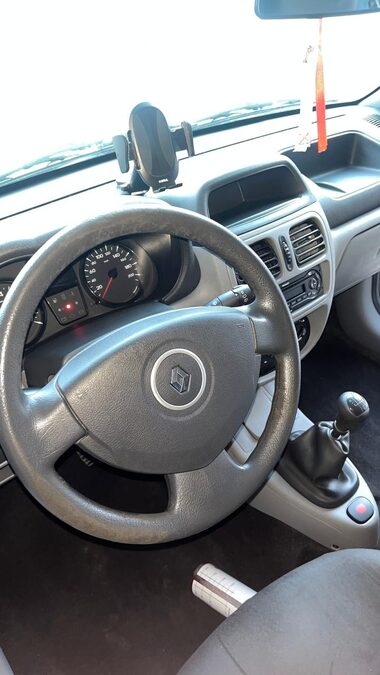 Vendo clio 3 ptas