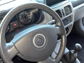 Vendo clio 3 ptas