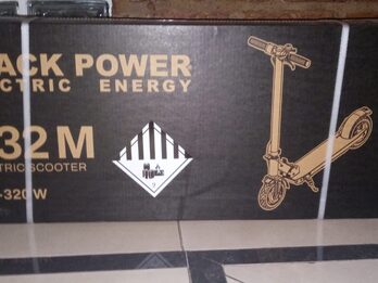Monopatin Eléctrico Black Power R32M - nuevo en caja original