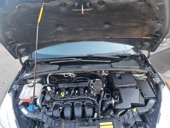 Única mano Ford Focus SE 2.0 MT 4p / 2015