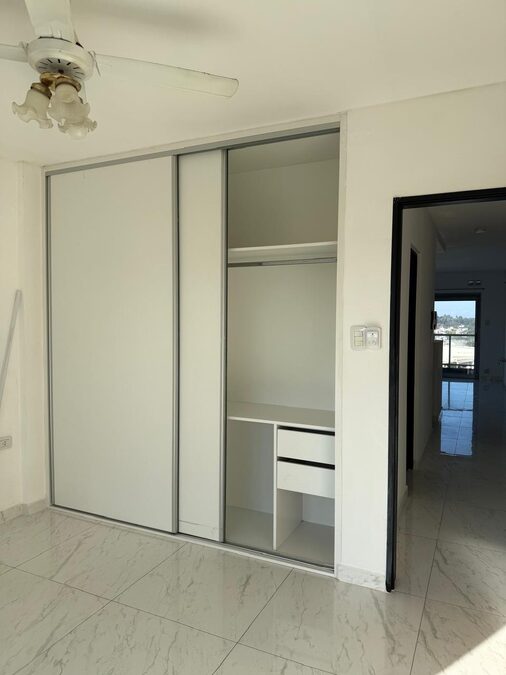 Departamento un dormitorio a metros de la  saenz peña