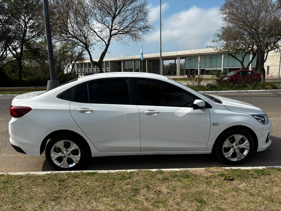 ONIX PLUS  1.0 LTZ sedan 2024
