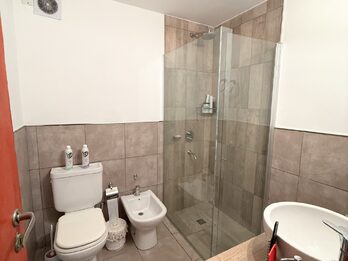 Departamento TOTALMENTE RENOVADO.