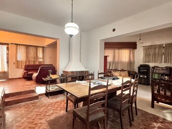 CASA + DEPARTAMENTO INDEPENDIENTE EN VENTA