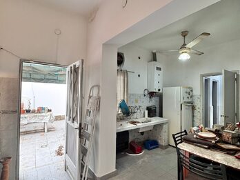 CASA + DEPARTAMENTO INDEPENDIENTE EN VENTA
