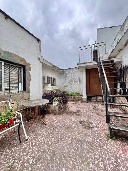 CASA + DEPARTAMENTO INDEPENDIENTE EN VENTA
