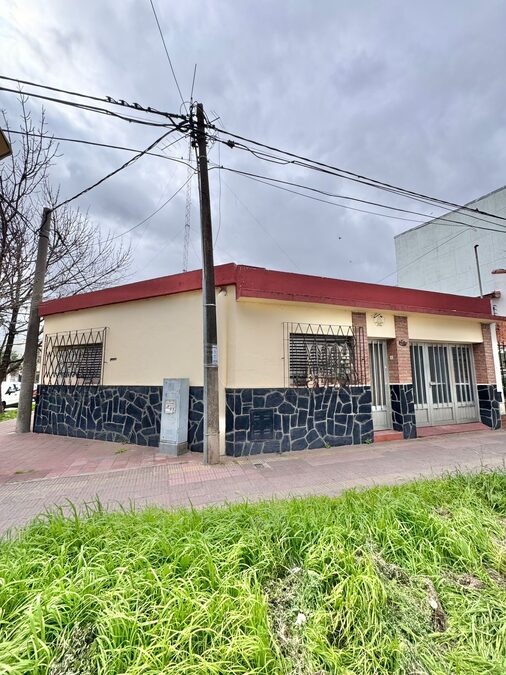 CASA + DEPARTAMENTO INDEPENDIENTE EN VENTA