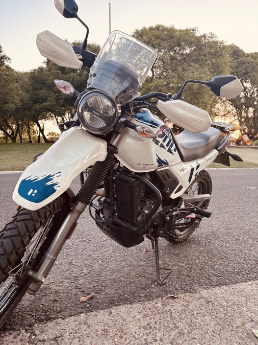 Moto Hero XPulse 200cc 2024