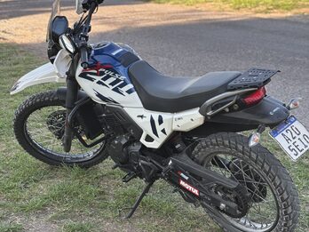 Moto Hero XPulse 200cc 2024