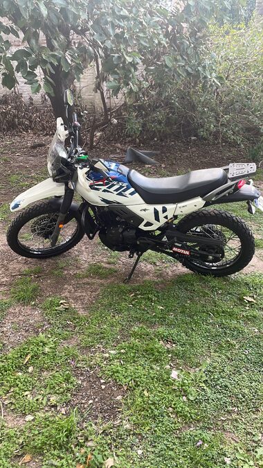 Moto Hero XPulse 200cc 2024