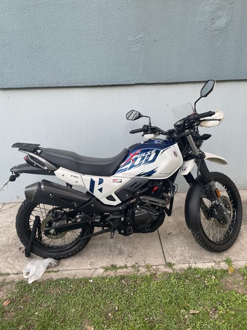 Moto Hero XPulse 200cc 2024