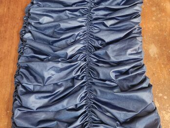 VESTIDO CORTO DE FIESTA ,COLOR AZUL FRANCIA, TALLE 1-2