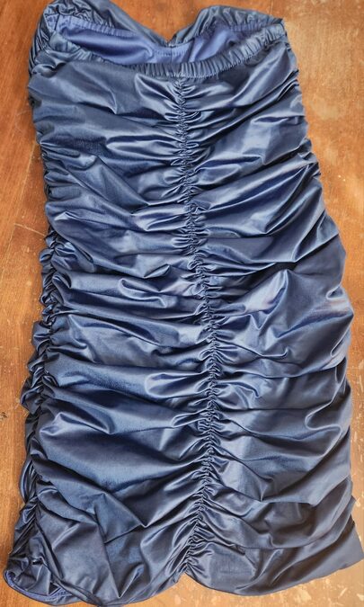 VESTIDO CORTO DE FIESTA ,COLOR AZUL FRANCIA, TALLE 1-2