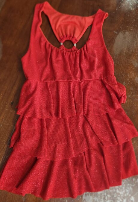 MUSCULOSA ROJA DE LUREX TALLE 2-3