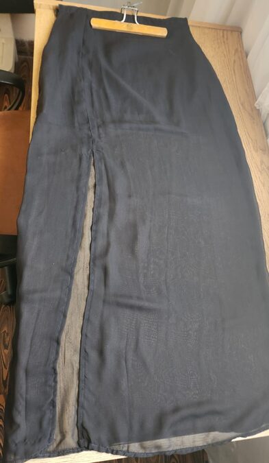 POLLERA LARGA GASA NEGRA TALLE 2-3