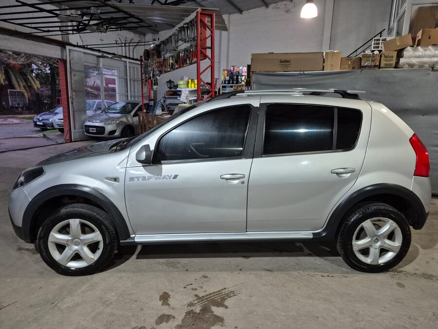 Stepway 1.6 2009 139.000km. Vendo o permuto mayor-menor